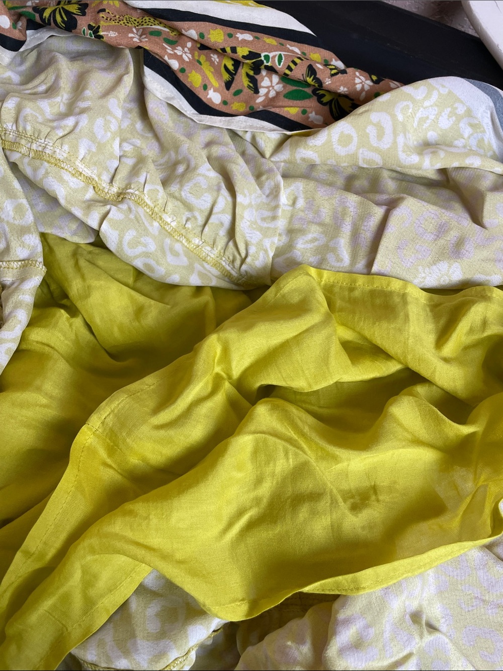 Sunny Yellow Leopard-Print Tie-Shoulder Maxi Dress - Picture 12 of 15